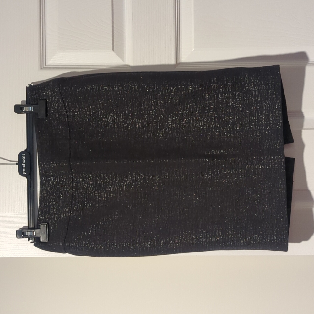 RW&CO. Black shimmery skirt size 4
